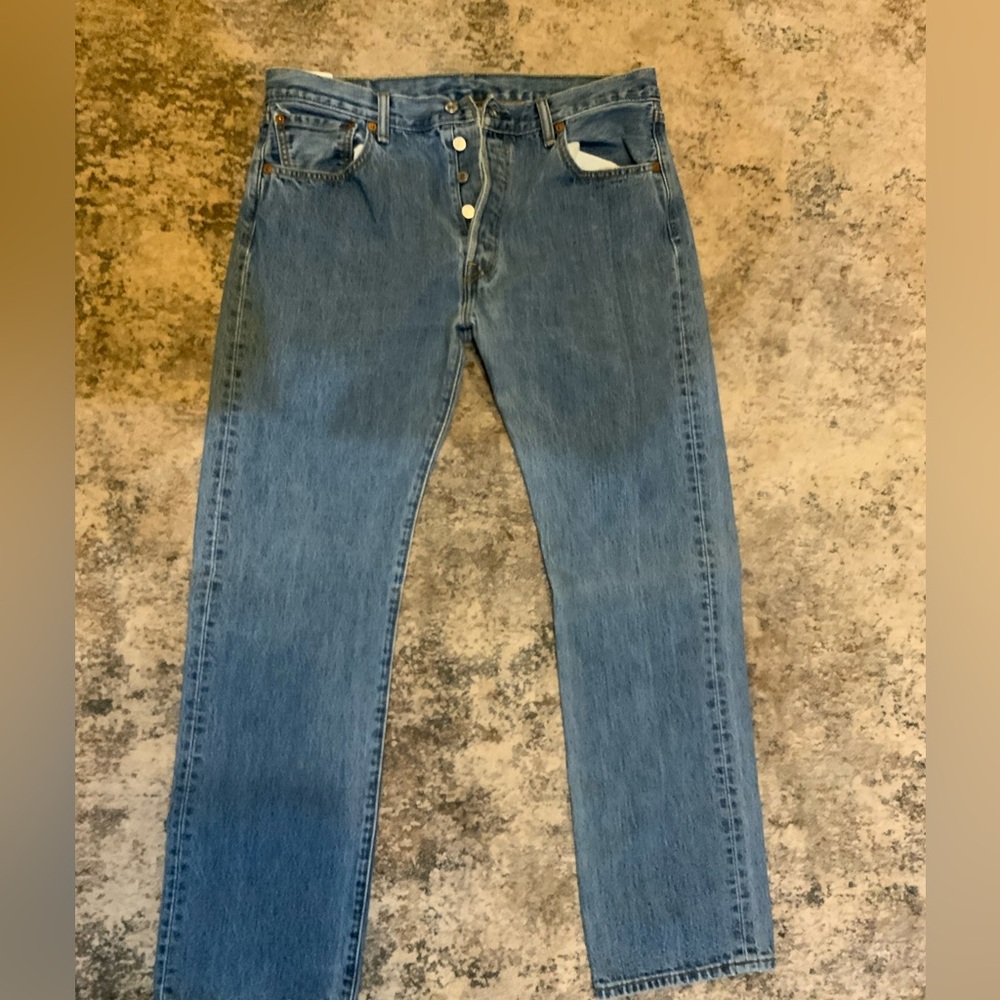 Levi's Men's 501 Medium Blue Jeans